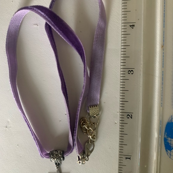 Necklace Star purple velvet choker - Picture 6 of 6